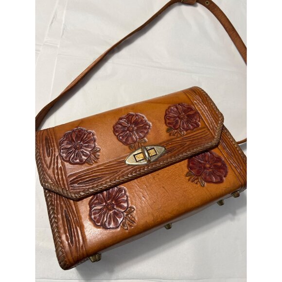 Vintage Southwestern Tooled Leather Shoulder Bag With Floral Design - Picture 10 of 14